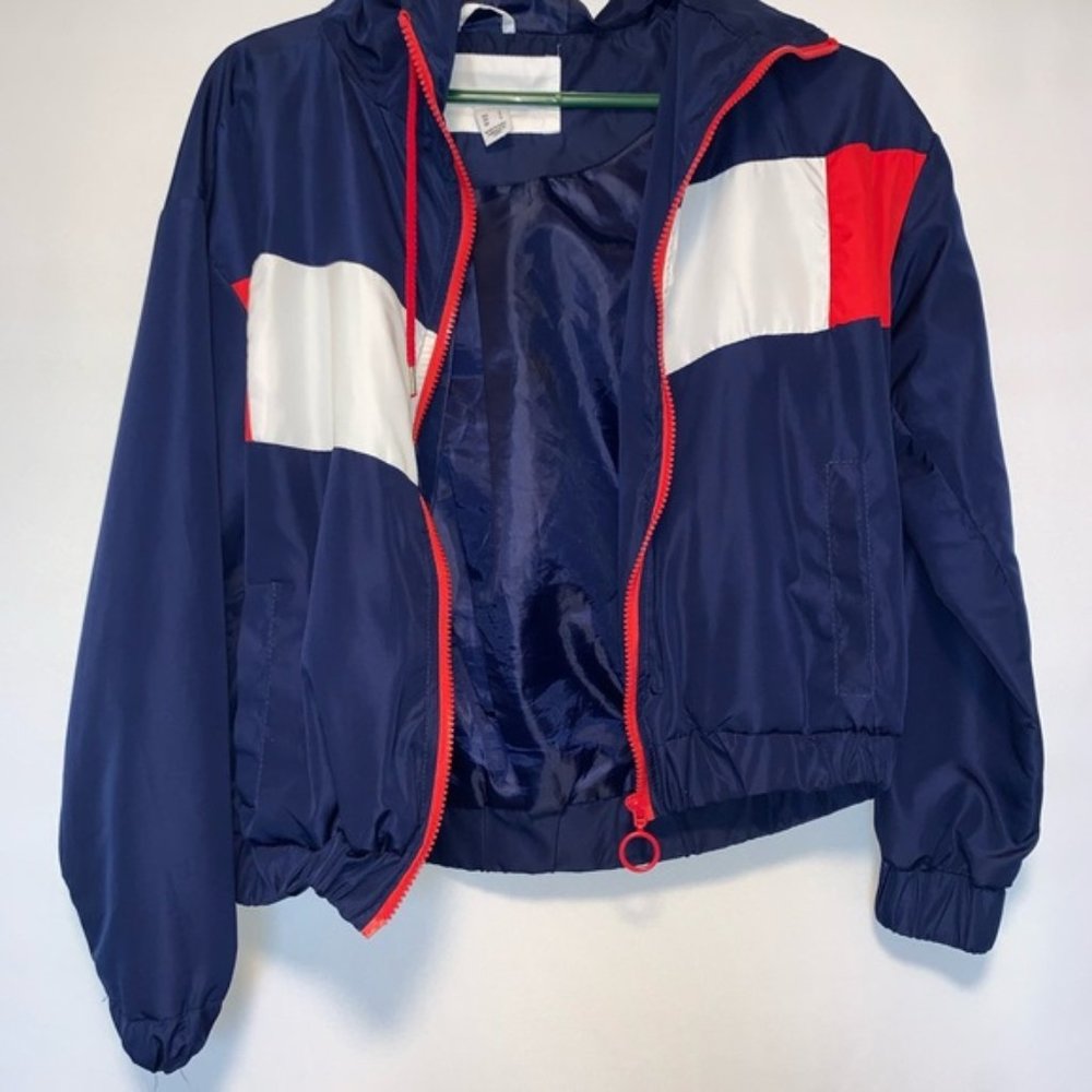 Jacket ๐ - Picture 1 of 7